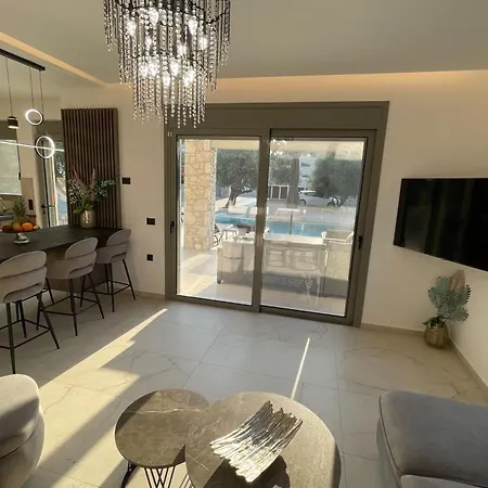 Villa Nastazia's Pearl Afantou
